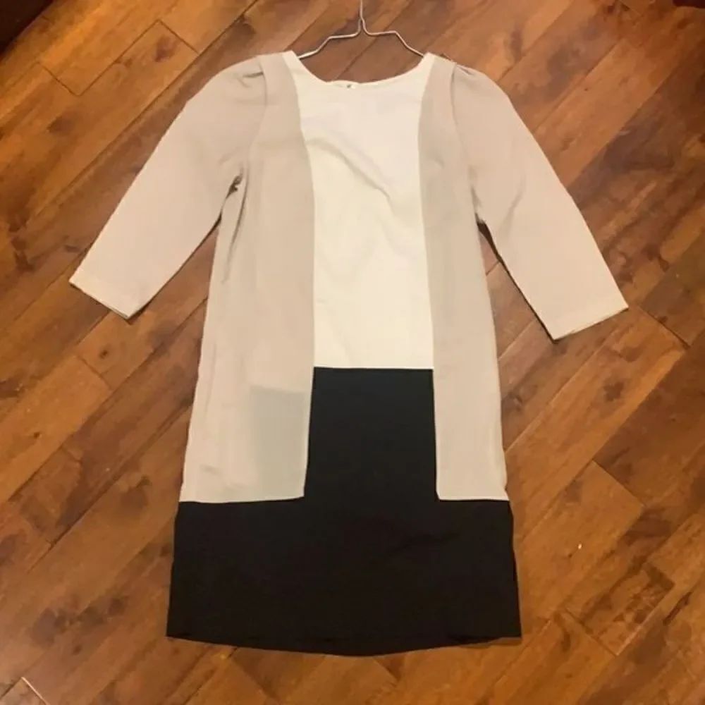 H&M shirt dress cream and black color block dress size 4